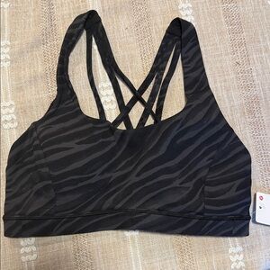 NWT Lululemon Women's Sports Bra